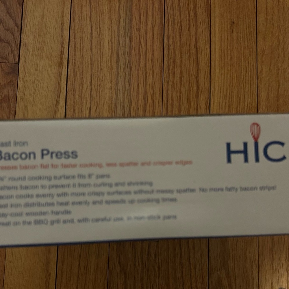 New-Never Used - Cast Iron Round -Bacon Press. Whimsical Pig Design. - Picture 9 of 11